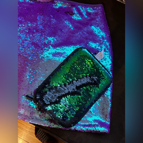 Wild Fable Flip Purple Blue Sequence MiniSkirt With blue green black Purse Sz XS - Picture 6 of 16